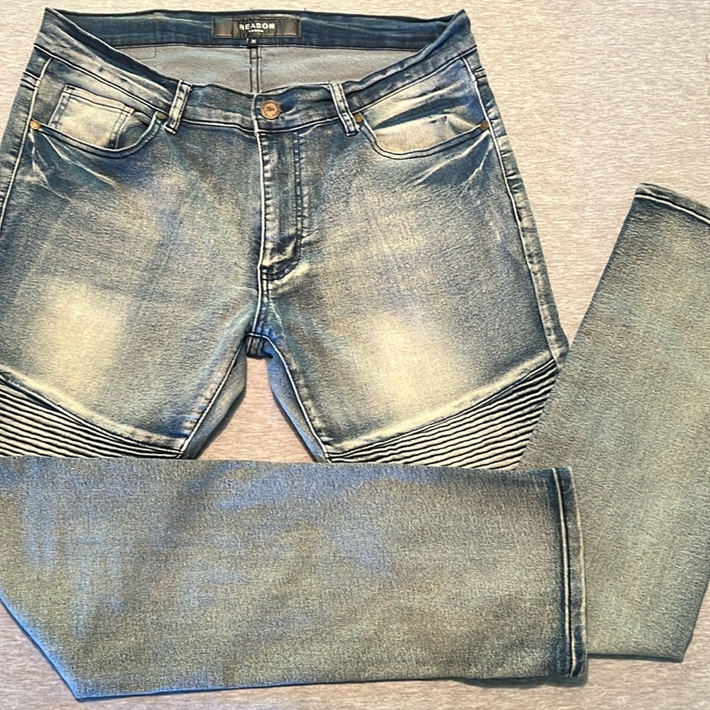*NWOT* Reason Brand Lightweight Moto Jeans